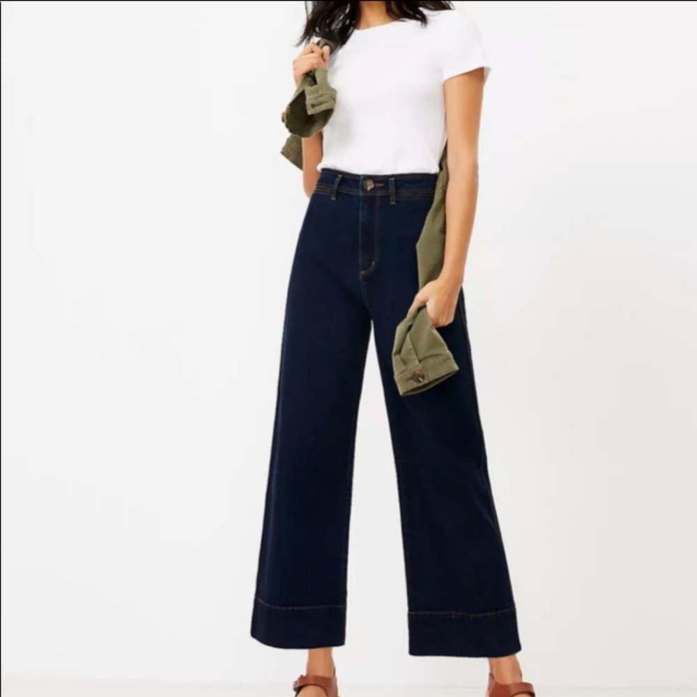 NWT LOFT Wide Leg Jeans, Size 31/12, Dark Wash, Excellent condition!